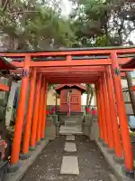 於舎子治稲荷大明神の{uncategorized: "未分類", other: "その他", undefined: "問題あり", building: "その他建物", grave: "お墓", sacred_gate: "鳥居", guardian: "狛犬", statue: "像", buddha: "仏像", history: "歴史", nature: "自然", garden: "庭園", animal: "動物", pagoda: "塔", temizu: "手水舎", mountain_gate: "山門・神門", sanctuary: "本殿・本堂", subordinate: "末社・摂社", art: "芸術", scenery: "景色", jizo: "地蔵", ema: "絵馬", goshuin: "御朱印", omikuji: "おみくじ", items: "授与品その他", amulet: "お守り", goshuincho: "御朱印帳", eats: "食事", festival: "お祭り", votive_dance: "神楽", shichigosan: "七五三参", wedding: "結婚式", experience: "体験その他", initially: "初詣", around: "周辺", anti_infection: "感染症対策"}