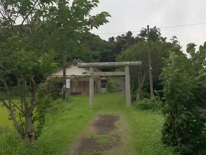 十二所神社の鳥居
