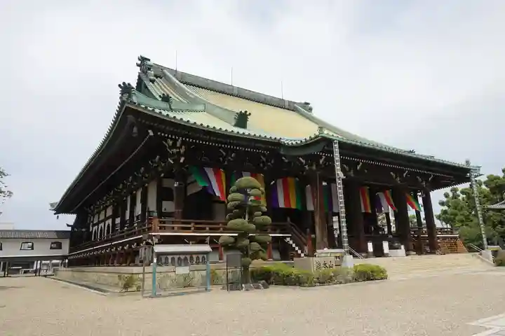 大念佛寺の本殿・本堂