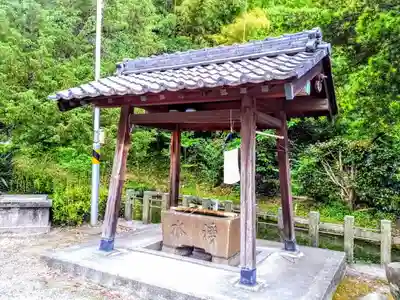 多度神社（佐布里多度神社）の手水舎