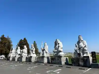 前橋厄除大師 蓮花院の{uncategorized: "未分類", other: "その他", undefined: "問題あり", building: "その他建物", grave: "お墓", sacred_gate: "鳥居", guardian: "狛犬", statue: "像", buddha: "仏像", history: "歴史", nature: "自然", garden: "庭園", animal: "動物", pagoda: "塔", temizu: "手水舎", mountain_gate: "山門・神門", sanctuary: "本殿・本堂", subordinate: "末社・摂社", art: "芸術", scenery: "景色", jizo: "地蔵", ema: "絵馬", goshuin: "御朱印", omikuji: "おみくじ", items: "授与品その他", amulet: "お守り", goshuincho: "御朱印帳", eats: "食事", festival: "お祭り", votive_dance: "神楽", shichigosan: "七五三参", wedding: "結婚式", experience: "体験その他", initially: "初詣", around: "周辺", anti_infection: "感染症対策"}