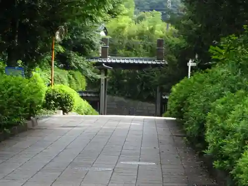 本興寺の山門・神門