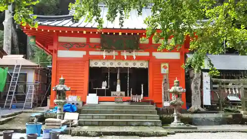 伊那下神社の本殿・本堂