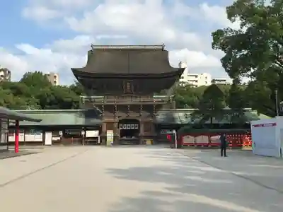 筥崎宮の山門・神門