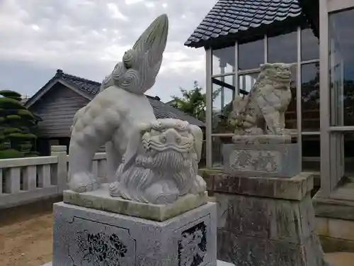 住吉神社の狛犬