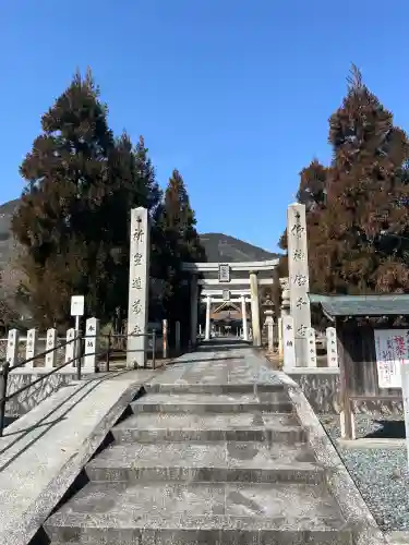 大森八幡神社の{uncategorized: "未分類", other: "その他", undefined: "問題あり", building: "その他建物", grave: "お墓", sacred_gate: "鳥居", guardian: "狛犬", statue: "像", buddha: "仏像", history: "歴史", nature: "自然", garden: "庭園", animal: "動物", pagoda: "塔", temizu: "手水舎", mountain_gate: "山門・神門", sanctuary: "本殿・本堂", subordinate: "末社・摂社", art: "芸術", scenery: "景色", jizo: "地蔵", ema: "絵馬", goshuin: "御朱印", omikuji: "おみくじ", items: "授与品その他", amulet: "お守り", goshuincho: "御朱印帳", eats: "食事", festival: "お祭り", votive_dance: "神楽", shichigosan: "七五三参", wedding: "結婚式", experience: "体験その他", initially: "初詣", around: "周辺", anti_infection: "感染症対策"}