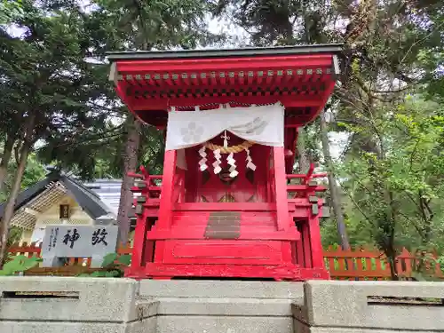 滝上神社の末社・摂社