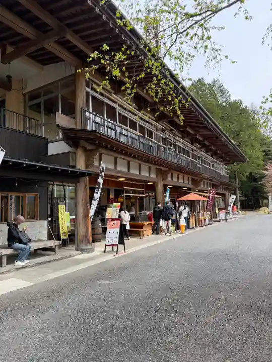 三峯神社の{uncategorized: "未分類", other: "その他", undefined: "問題あり", building: "その他建物", grave: "お墓", sacred_gate: "鳥居", guardian: "狛犬", statue: "像", buddha: "仏像", history: "歴史", nature: "自然", garden: "庭園", animal: "動物", pagoda: "塔", temizu: "手水舎", mountain_gate: "山門・神門", sanctuary: "本殿・本堂", subordinate: "末社・摂社", art: "芸術", scenery: "景色", jizo: "地蔵", ema: "絵馬", goshuin: "御朱印", omikuji: "おみくじ", items: "授与品その他", amulet: "お守り", goshuincho: "御朱印帳", eats: "食事", festival: "お祭り", votive_dance: "神楽", shichigosan: "七五三参", wedding: "結婚式", experience: "体験その他", initially: "初詣", around: "周辺", anti_infection: "感染症対策"}