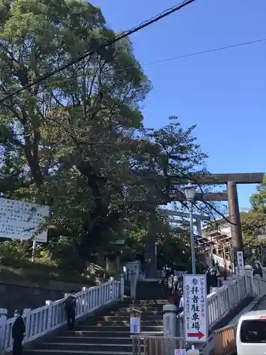 伊勢山皇大神宮の鳥居