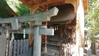 仲町氷川神社の末社・摂社