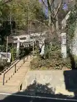 座間神社の{uncategorized: "未分類", other: "その他", undefined: "問題あり", building: "その他建物", grave: "お墓", sacred_gate: "鳥居", guardian: "狛犬", statue: "像", buddha: "仏像", history: "歴史", nature: "自然", garden: "庭園", animal: "動物", pagoda: "塔", temizu: "手水舎", mountain_gate: "山門・神門", sanctuary: "本殿・本堂", subordinate: "末社・摂社", art: "芸術", scenery: "景色", jizo: "地蔵", ema: "絵馬", goshuin: "御朱印", omikuji: "おみくじ", items: "授与品その他", amulet: "お守り", goshuincho: "御朱印帳", eats: "食事", festival: "お祭り", votive_dance: "神楽", shichigosan: "七五三参", wedding: "結婚式", experience: "体験その他", initially: "初詣", around: "周辺", anti_infection: "感染症対策"}