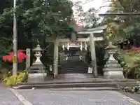 石座神社の鳥居