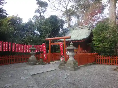 鶴岡八幡宮の末社