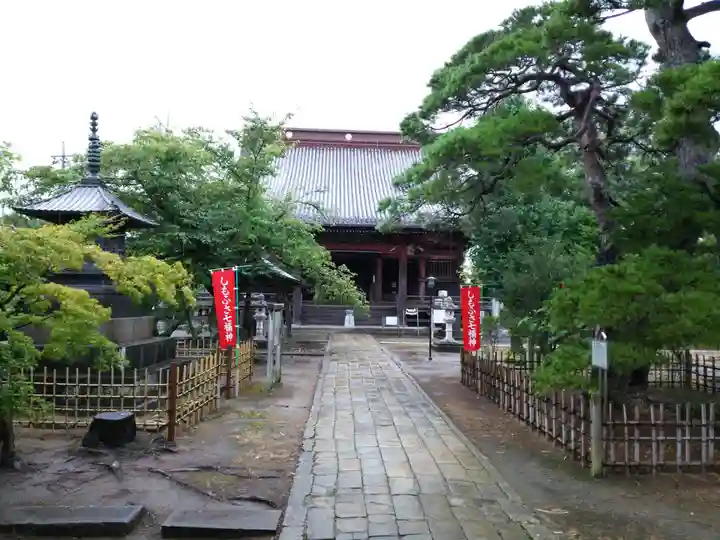 滑河山龍正院の本殿・本堂