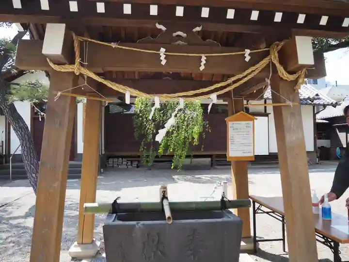 栗原氷川神社の手水舎