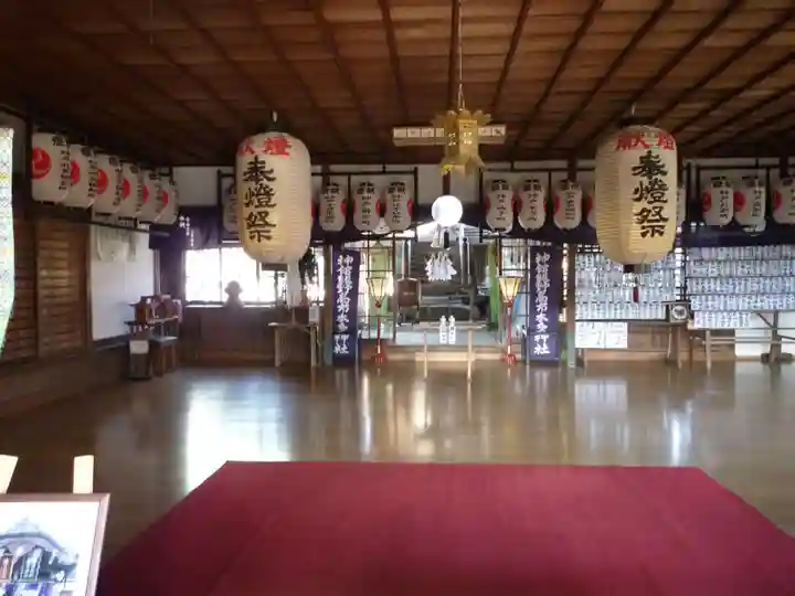 神館飯野高市本多神社の本殿・本堂