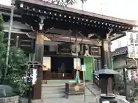 正寶院(飛不動尊)の本殿・本堂