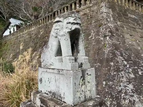 八幡神社の狛犬