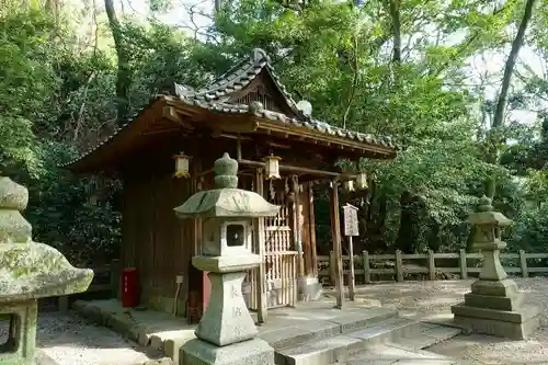 枚岡神社の末社・摂社