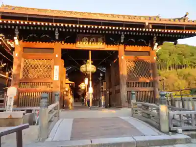 清水寺の山門・神門