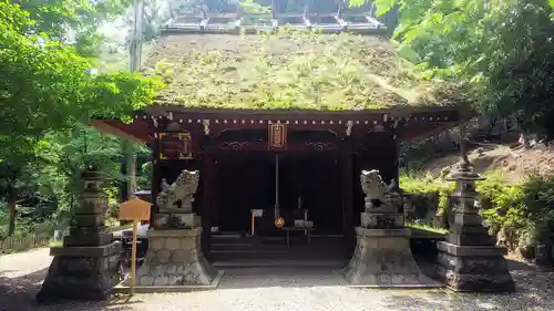 八王寺の本殿