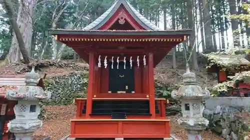 三峯神社の末社・摂社