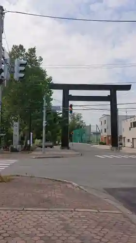 旭川神社の鳥居