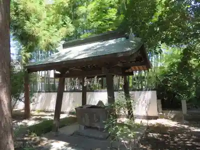 巨摩八幡宮の手水舎