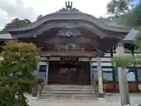 恩流寺の本殿・本堂