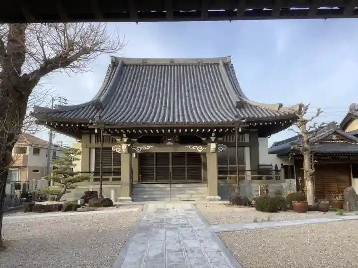 教圓寺の本殿・本堂