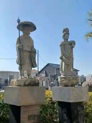 台雲寺の{uncategorized: "未分類", other: "その他", undefined: "問題あり", building: "その他建物", grave: "お墓", sacred_gate: "鳥居", guardian: "狛犬", statue: "像", buddha: "仏像", history: "歴史", nature: "自然", garden: "庭園", animal: "動物", pagoda: "塔", temizu: "手水舎", mountain_gate: "山門・神門", sanctuary: "本殿・本堂", subordinate: "末社・摂社", art: "芸術", scenery: "景色", jizo: "地蔵", ema: "絵馬", goshuin: "御朱印", omikuji: "おみくじ", items: "授与品その他", amulet: "お守り", goshuincho: "御朱印帳", eats: "食事", festival: "お祭り", votive_dance: "神楽", shichigosan: "七五三参", wedding: "結婚式", experience: "体験その他", initially: "初詣", around: "周辺", anti_infection: "感染症対策"}