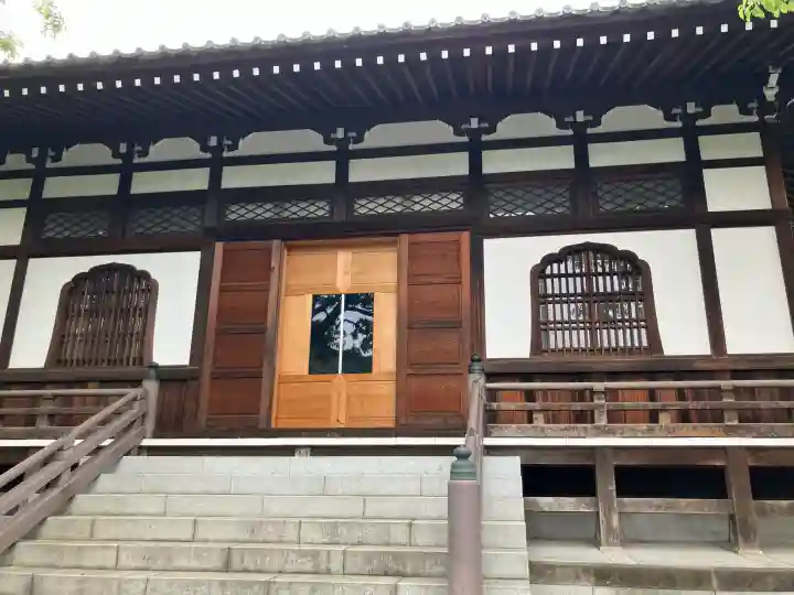 正覚院の{uncategorized: "未分類", other: "その他", undefined: "問題あり", building: "その他建物", grave: "お墓", sacred_gate: "鳥居", guardian: "狛犬", statue: "像", buddha: "仏像", history: "歴史", nature: "自然", garden: "庭園", animal: "動物", pagoda: "塔", temizu: "手水舎", mountain_gate: "山門・神門", sanctuary: "本殿・本堂", subordinate: "末社・摂社", art: "芸術", scenery: "景色", jizo: "地蔵", ema: "絵馬", goshuin: "御朱印", omikuji: "おみくじ", items: "授与品その他", amulet: "お守り", goshuincho: "御朱印帳", eats: "食事", festival: "お祭り", votive_dance: "神楽", shichigosan: "七五三参", wedding: "結婚式", experience: "体験その他", initially: "初詣", around: "周辺", anti_infection: "感染症対策"}