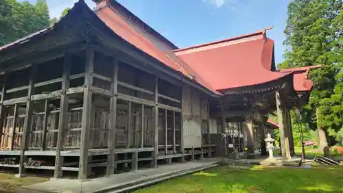 出羽月山湯殿山摂社岩根沢三神社（三山神社）の本殿・本堂