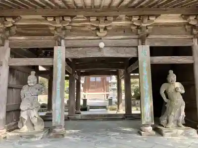 泉福寺の山門・神門