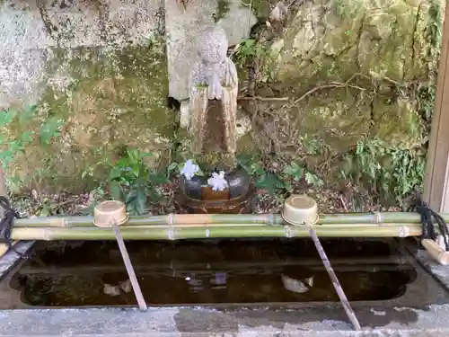 安國論寺（安国論寺）の手水舎