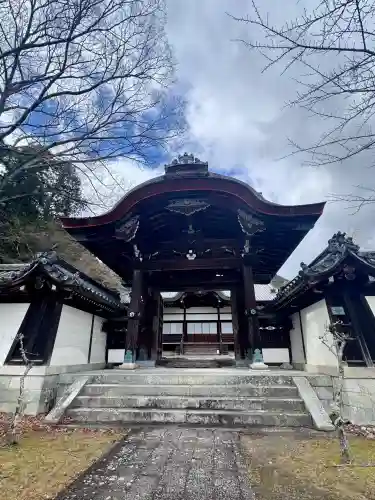 西教寺の{uncategorized: "未分類", other: "その他", undefined: "問題あり", building: "その他建物", grave: "お墓", sacred_gate: "鳥居", guardian: "狛犬", statue: "像", buddha: "仏像", history: "歴史", nature: "自然", garden: "庭園", animal: "動物", pagoda: "塔", temizu: "手水舎", mountain_gate: "山門・神門", sanctuary: "本殿・本堂", subordinate: "末社・摂社", art: "芸術", scenery: "景色", jizo: "地蔵", ema: "絵馬", goshuin: "御朱印", omikuji: "おみくじ", items: "授与品その他", amulet: "お守り", goshuincho: "御朱印帳", eats: "食事", festival: "お祭り", votive_dance: "神楽", shichigosan: "七五三参", wedding: "結婚式", experience: "体験その他", initially: "初詣", around: "周辺", anti_infection: "感染症対策"}