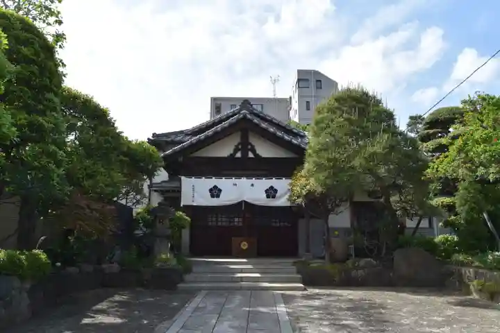 龍泉院の本殿・本堂