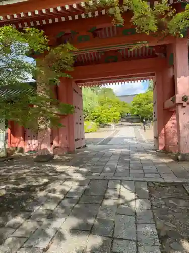 真正極楽寺（真如堂）の{uncategorized: "未分類", other: "その他", undefined: "問題あり", building: "その他建物", grave: "お墓", sacred_gate: "鳥居", guardian: "狛犬", statue: "像", buddha: "仏像", history: "歴史", nature: "自然", garden: "庭園", animal: "動物", pagoda: "塔", temizu: "手水舎", mountain_gate: "山門・神門", sanctuary: "本殿・本堂", subordinate: "末社・摂社", art: "芸術", scenery: "景色", jizo: "地蔵", ema: "絵馬", goshuin: "御朱印", omikuji: "おみくじ", items: "授与品その他", amulet: "お守り", goshuincho: "御朱印帳", eats: "食事", festival: "お祭り", votive_dance: "神楽", shichigosan: "七五三参", wedding: "結婚式", experience: "体験その他", initially: "初詣", around: "周辺", anti_infection: "感染症対策"}