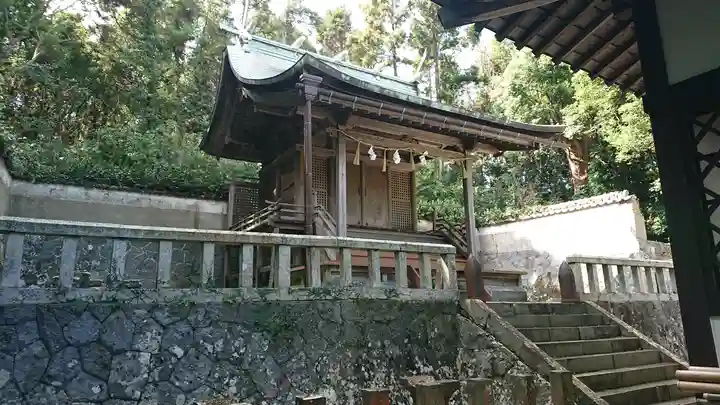 國津神社の本殿・本堂