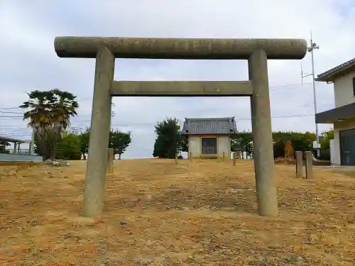 神明社（南奥田町）の鳥居