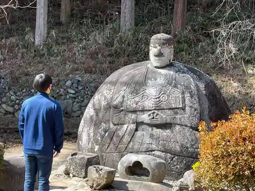 万治の石仏の仏像