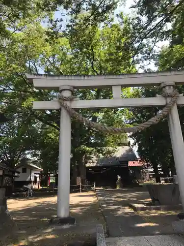 白鳥神社の鳥居