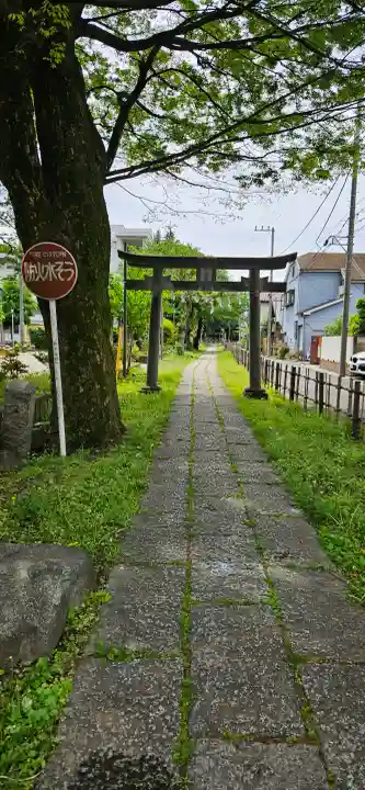 武蔵國府八幡宮の{uncategorized: "未分類", other: "その他", undefined: "問題あり", building: "その他建物", grave: "お墓", sacred_gate: "鳥居", guardian: "狛犬", statue: "像", buddha: "仏像", history: "歴史", nature: "自然", garden: "庭園", animal: "動物", pagoda: "塔", temizu: "手水舎", mountain_gate: "山門・神門", sanctuary: "本殿・本堂", subordinate: "末社・摂社", art: "芸術", scenery: "景色", jizo: "地蔵", ema: "絵馬", goshuin: "御朱印", omikuji: "おみくじ", items: "授与品その他", amulet: "お守り", goshuincho: "御朱印帳", eats: "食事", festival: "お祭り", votive_dance: "神楽", shichigosan: "七五三参", wedding: "結婚式", experience: "体験その他", initially: "初詣", around: "周辺", anti_infection: "感染症対策"}