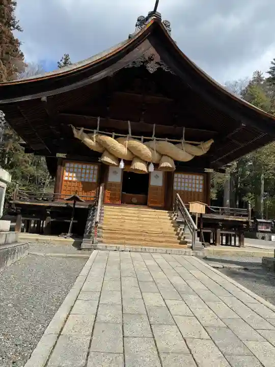 諏訪大社下社秋宮(長野県)