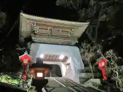 江島神社の山門