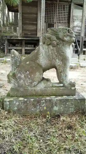 鬼死骸八幡神社の狛犬