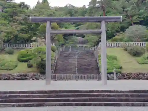 大正天皇多摩陵のお墓