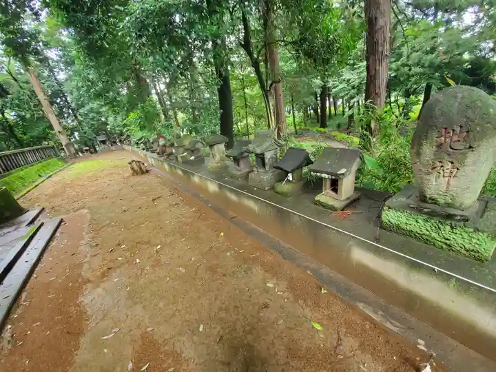 伊与久雷電神社の末社・摂社