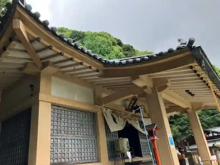 八幡神社の本殿・本堂