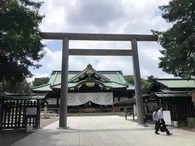 靖國神社の鳥居